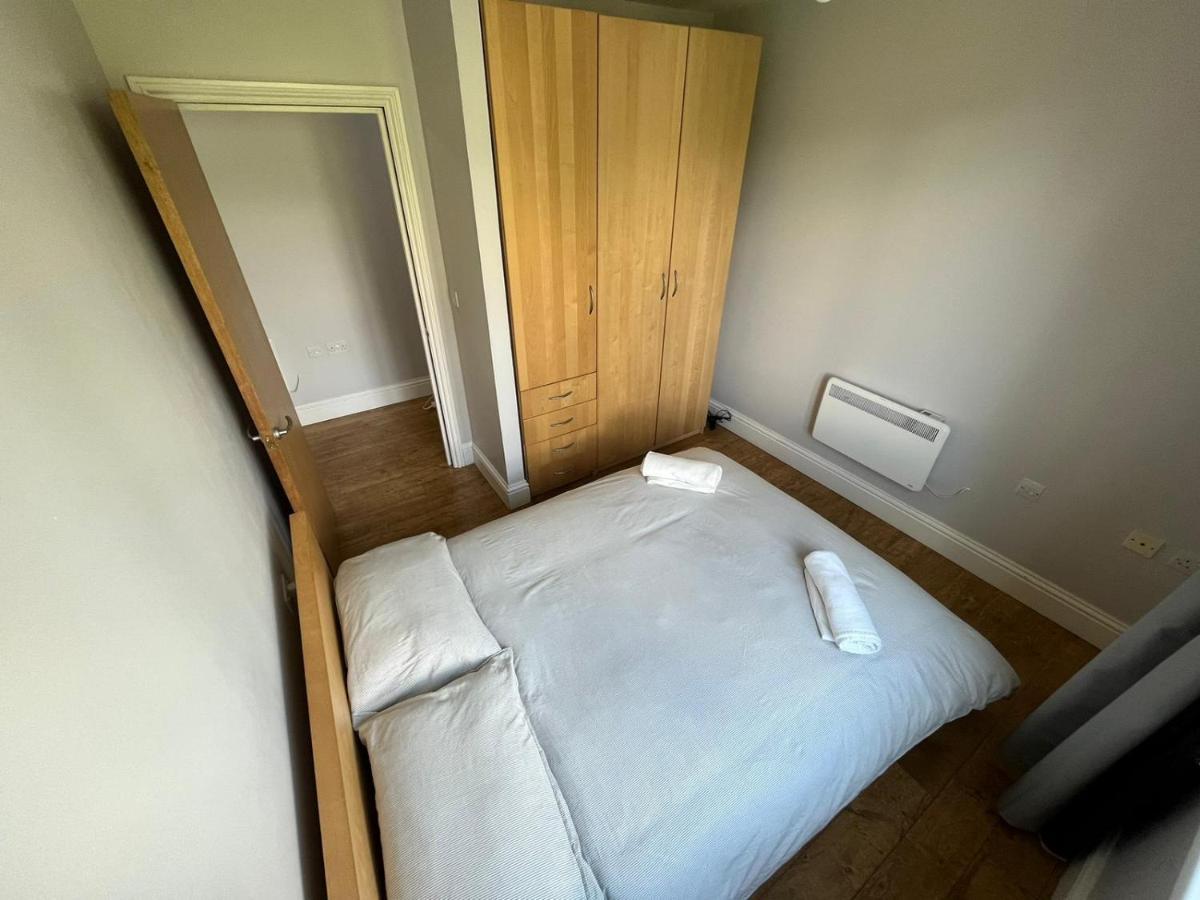 London Modern Flat Near Transports Londres Exterior foto