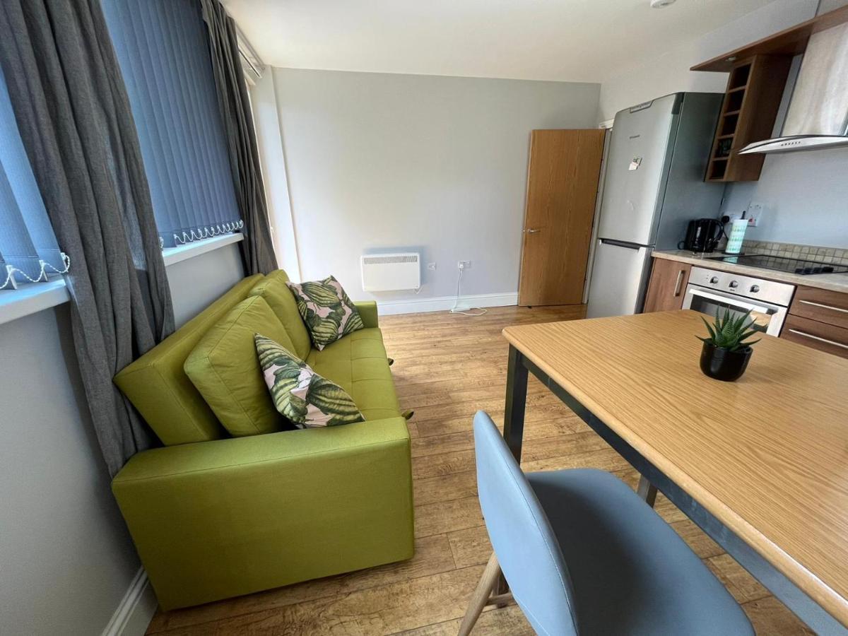 London Modern Flat Near Transports Londres Exterior foto