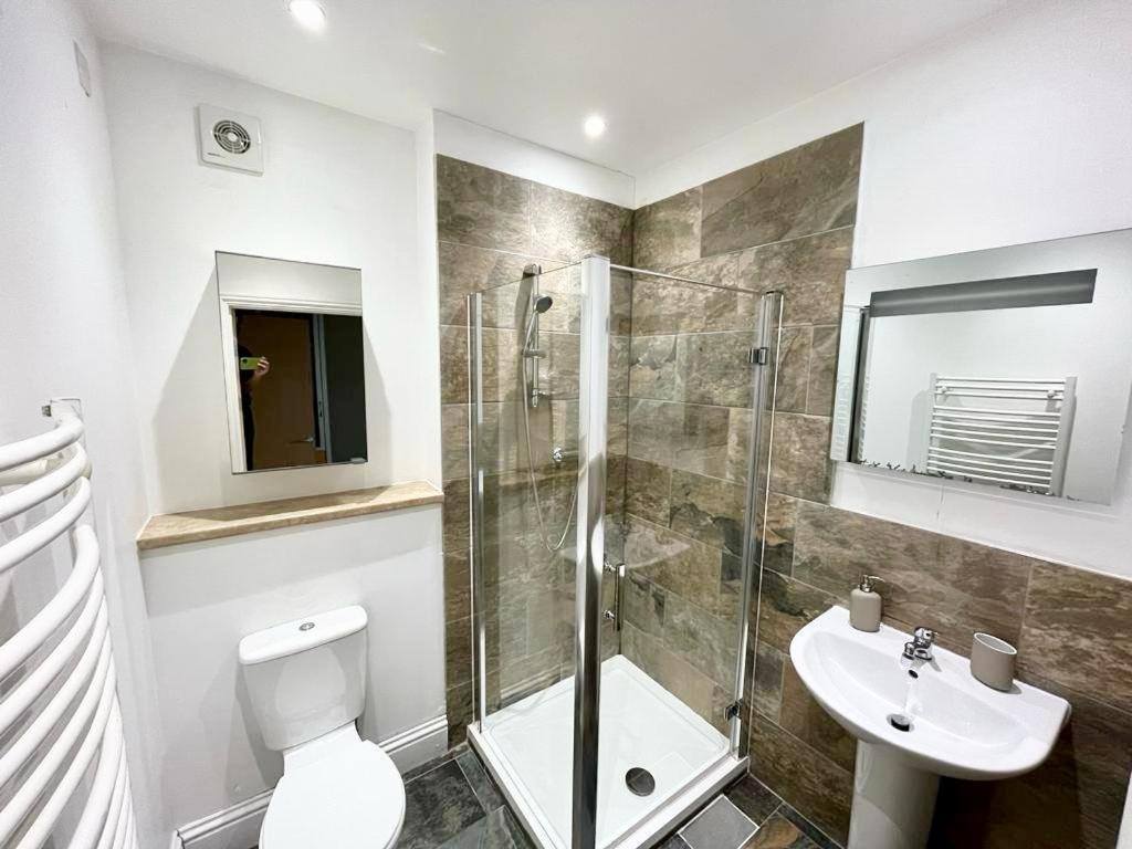 London Modern Flat Near Transports Londres Exterior foto