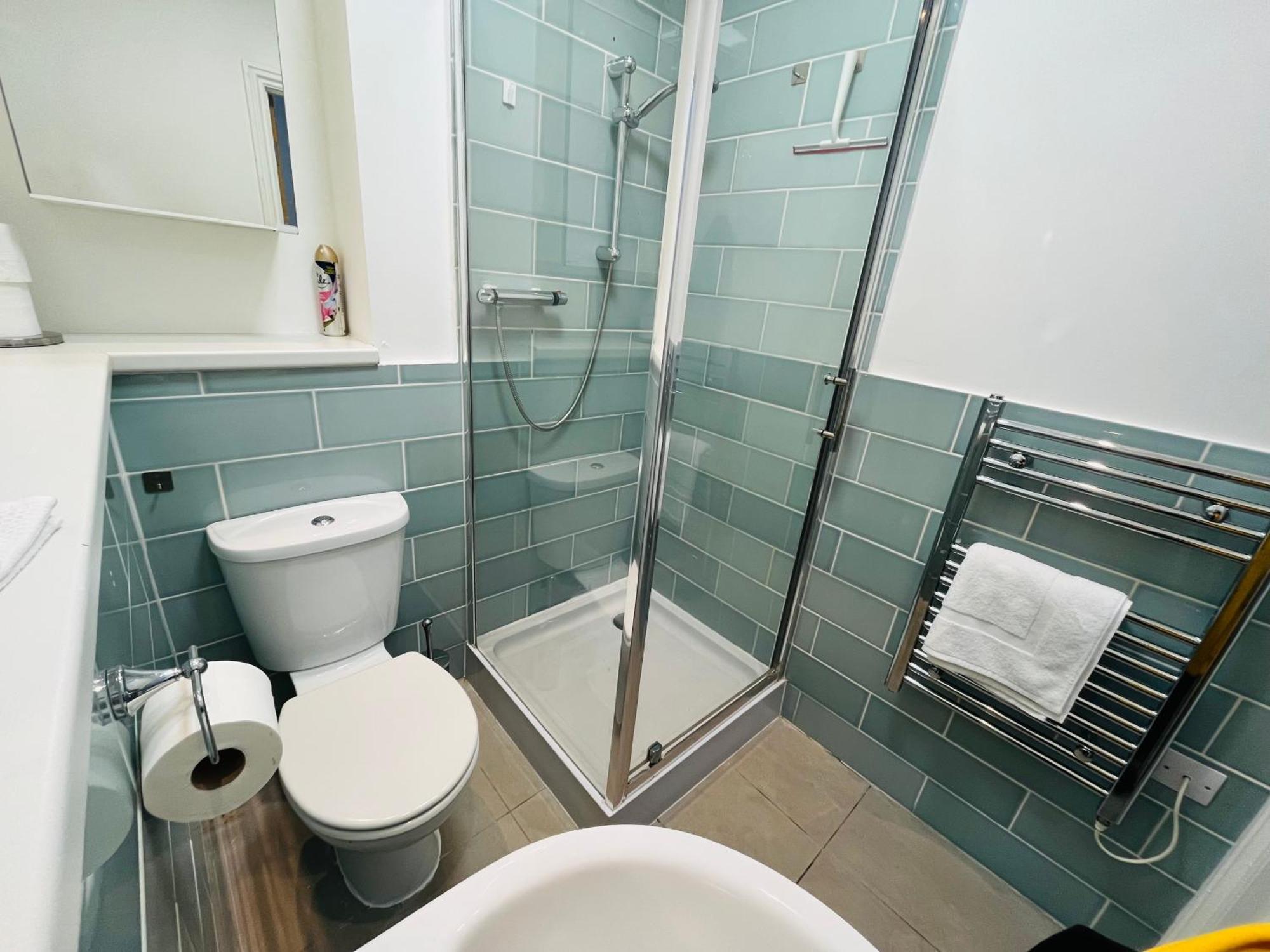 London Modern Flat Near Transports Londres Exterior foto